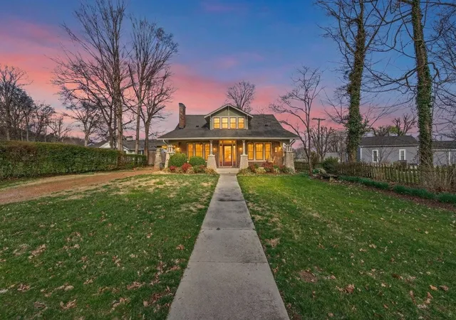 Photo 2 of Single family home for sale at 813 Barrow Ct, Columbia, TN 38401 | MLS# 3143267 | Listing updated on 2026-09-04