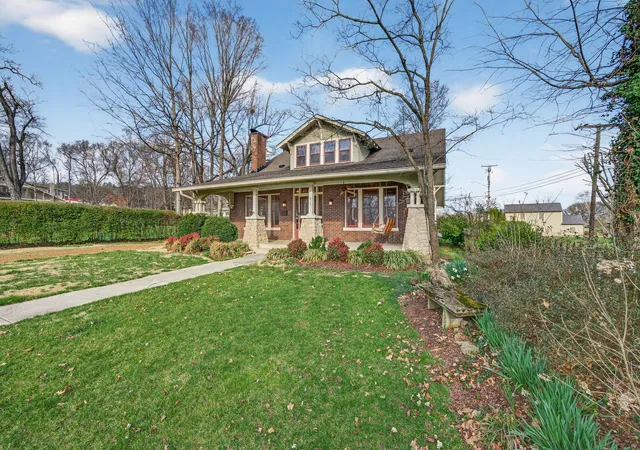 Photo 2 of Single family home for sale at 813 Barrow Ct, Columbia, TN 38401 | MLS# 3143267 | Listing updated on 2026-09-04