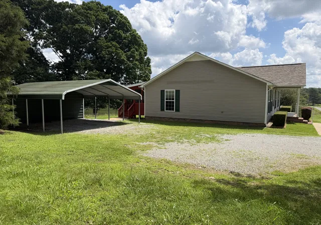 Homes for sale in Leoma, TN | 70 Dunn Leoma Rd, Leoma, TN 38468 | MLS# 3145028