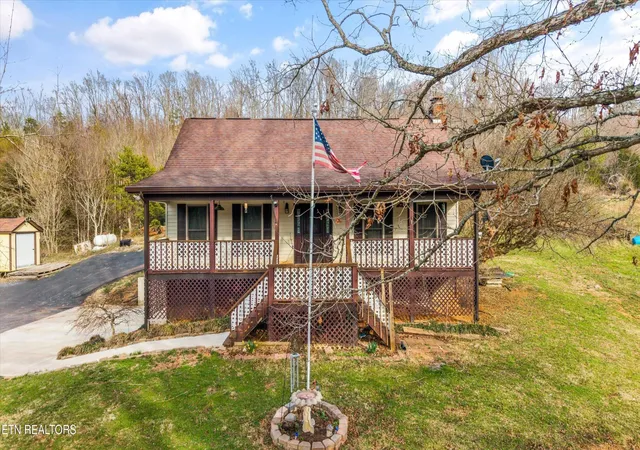 2nd image of 129 Pleasant Hill Rd, Sweetwater, TN 37874 | MLS# 3304472
