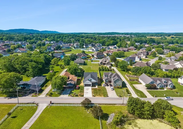 Photo 2 of Single family home for sale at 8524 Blanche Rd, Ooltewah, TN 37363 | MLS# 3298182 | Listing updated on 2026-09-21
