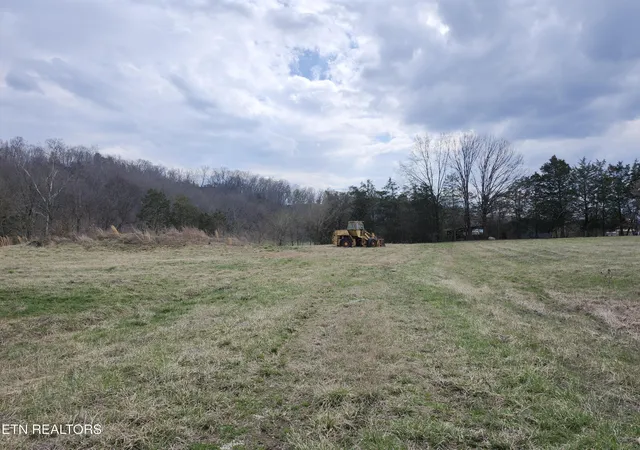 Homes for sale in Greeneville, TN | 4299 W Andrew Johnson Hwy, Greeneville, TN 37743 | MLS# 3143488