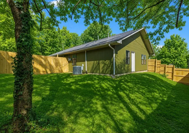 2nd image of 104 Pine Street, Athens, TN 37303 | MLS# 3223277
