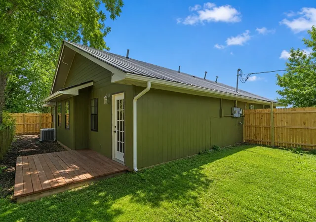 3rd image of 104 Pine Street, Athens, TN 37303 | MLS# 3223277
