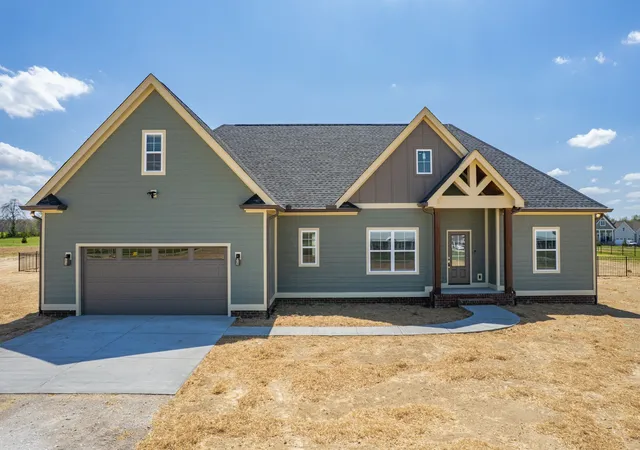 Photo 2 of Single family home for sale at 594 Double Eagle Dr, Summertown, TN 38483 | MLS# 3145932 | Listing updated on 2026-07-11