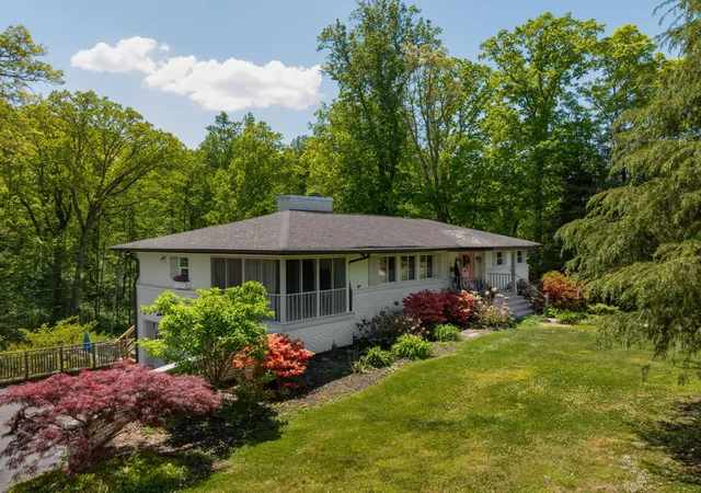 3rd image of 115 Golf Dr, Signal Mountain, TN 37377 | MLS# 3145067