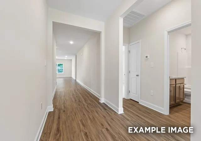 Photo 4 of Single family home for sale at 4 Aurora Cir, Fayetteville, TN 37334 | MLS# 3145269 | Listing updated on 2026-10-09