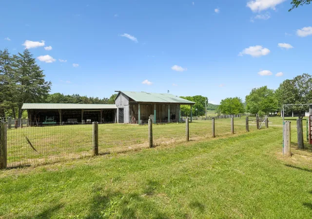 Photo 3 of House for sale at 1494 Grant Rd, Watertown, TN 37184 | MLS# 3179760 | Listing updated on 2026-09-25