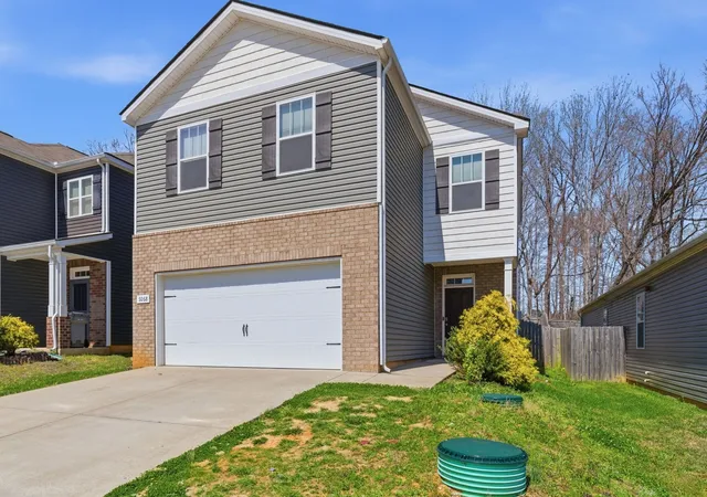 Homes for sale in Ashland City, TN | 9268 War Eagles Way, Ashland City, TN 37015 | MLS# 3160298