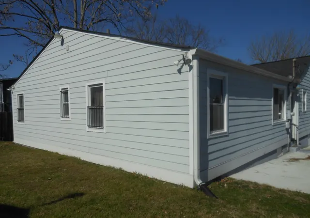 Photo 3 of Sale Pending at 2103 Osage St, Nashville, TN 37208 | MLS# 3182630 | Listing updated on 2026-09-04