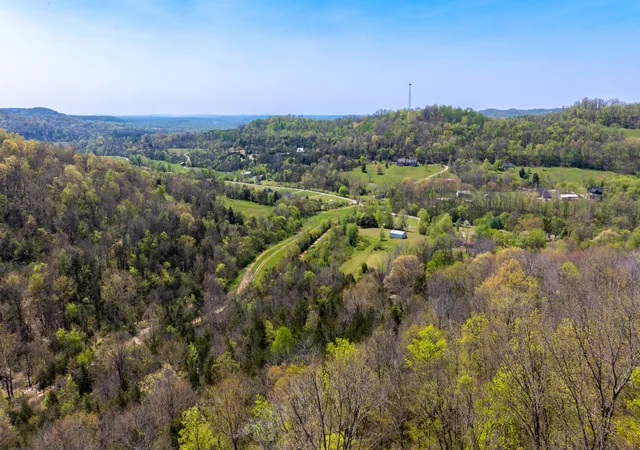 2nd image of 510 Rogues Fork Rd, Bethpage, TN 37022 | MLS# 3145572