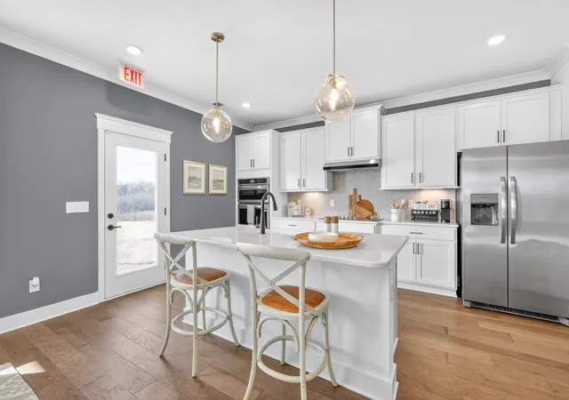 Photo 3 of Sale Pending at 2026 Bennett Crk Dr, Columbia, TN 38401 | MLS# 3145722 | Listing updated on 2026-06-18