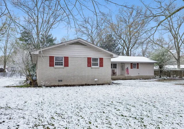 2nd image of 521 Westwood Dr, Tullahoma, TN 37388 | MLS# 3146251