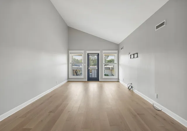 Photo 2 of Condo for sale at 1900 Richard Jones Rd #M4, Nashville, TN 37215 | MLS# 3147258 | Listing updated on 2026-09-04