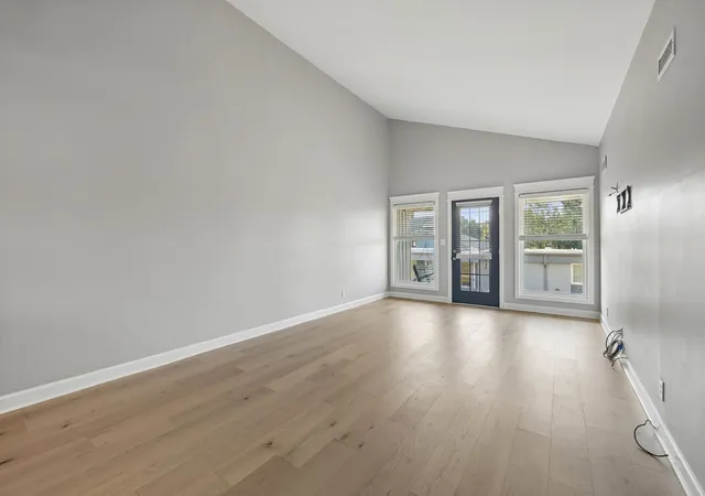 Photo 4 of Condo for sale at 1900 Richard Jones Rd #M4, Nashville, TN 37215 | MLS# 3147258 | Listing updated on 2026-09-04