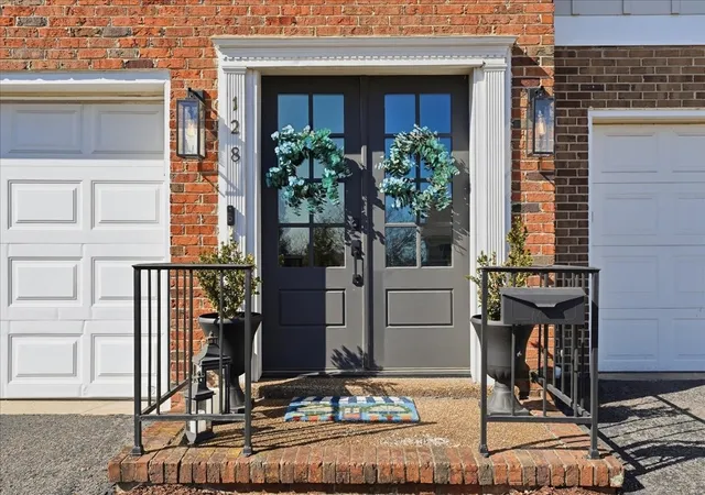 1st image of 128 Jefferson Sq, Nashville, TN 37215 | MLS# 3146469