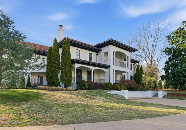 2nd image of 4301 Esteswood Dr, Nashville, TN 37215 | MLS# 3146499