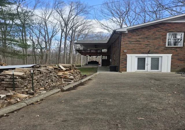 3rd image of 1581 Galen Rd, Lafayette, TN 37083 | MLS# 3146332