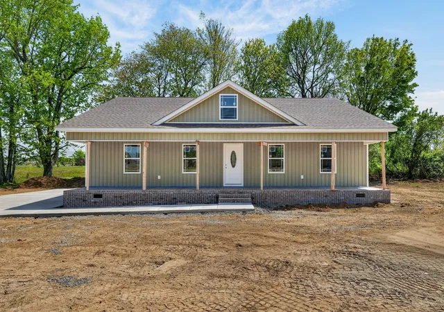2nd image of 6 Monks Rd, Fayetteville, TN 37334 | MLS# 3146507