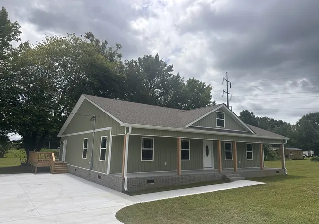 Photo 3 of Single family home for sale at 6 Monks Rd, Fayetteville, TN 37334 | MLS# 3146507 | Listing updated on 2026-10-28