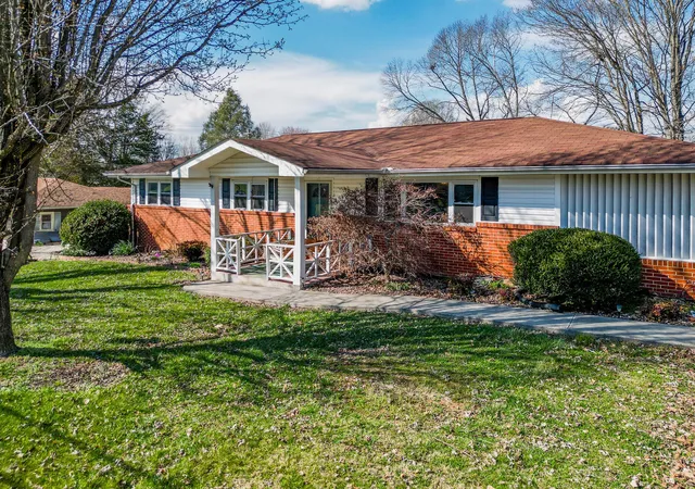 1st image of 614 Elizabeth Street, Athens, TN 37303 | MLS# 3338297