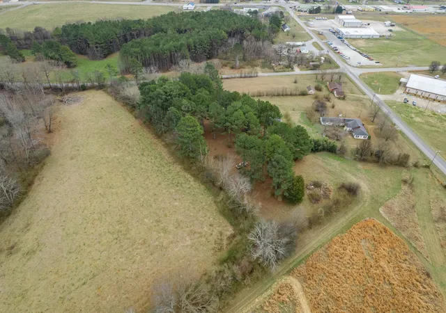 Homes for sale in Loretto, TN | 489 Old Jackson Hwy, Loretto, TN 38469 | MLS# 3146683