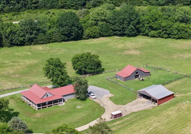 Single family home for sale at 161 Fowler Rd, Woodbury, TN 37190 | MLS# 3146702