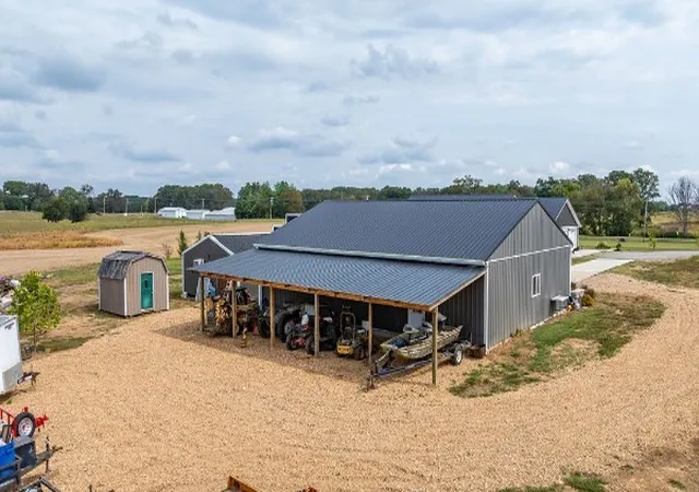 Homes for sale in Cadiz, KY | 3761 South Rd, Cadiz, KY 42211 | MLS# 3149447