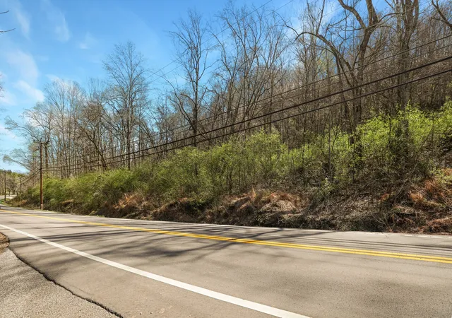 2nd image of 7112 River Road Pike, Nashville, TN 37209 | MLS# 3149885