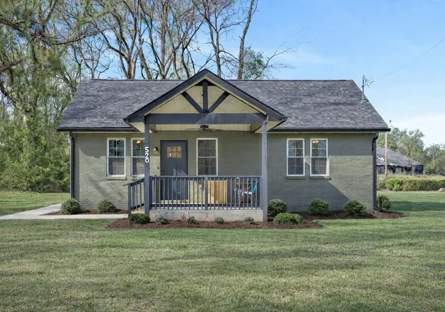 Homes for sale in Clarksville, TN | 520 Edlin St, Clarksville, TN 37043 | MLS# 3164856