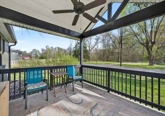 Photo 2 of Single family home for sale at 520 Edlin St, Clarksville, TN 37043 | MLS# 3164856 | Listing updated on 2026-09-04