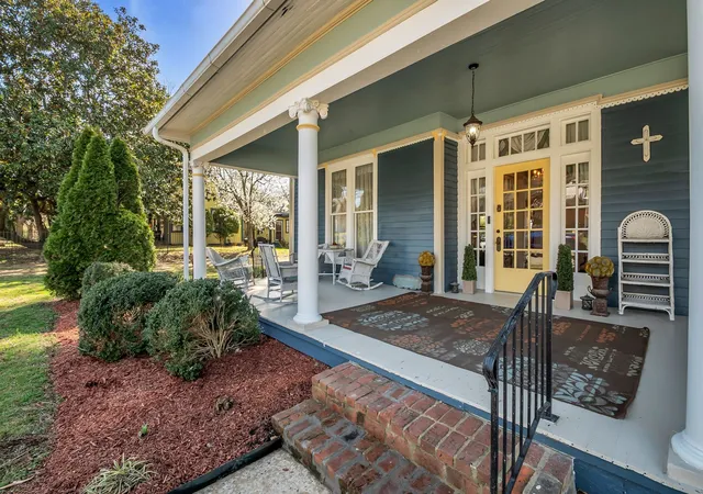image of 305 Washington St E, Fayetteville, TN 37334 | MLS# 3147087