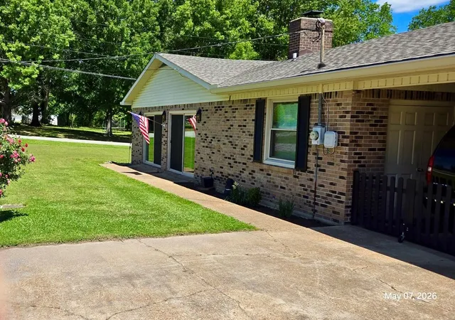 2nd image of 420 General Forrest Dr, Bruceton, TN 38317 | MLS# 3147012