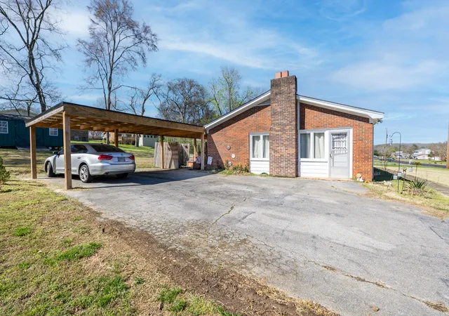 3rd image of 1307 Carroll Dr, Pulaski, TN 38478 | MLS# 3148323