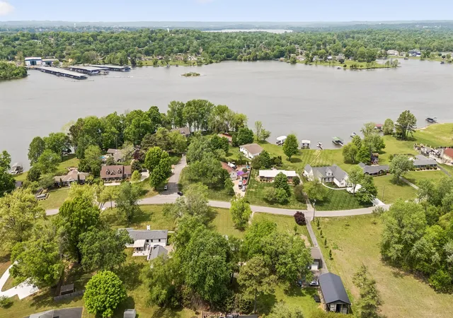 3rd image of 281 Lake Terrace Dr, Hendersonville, TN 37075 | MLS# 3250673