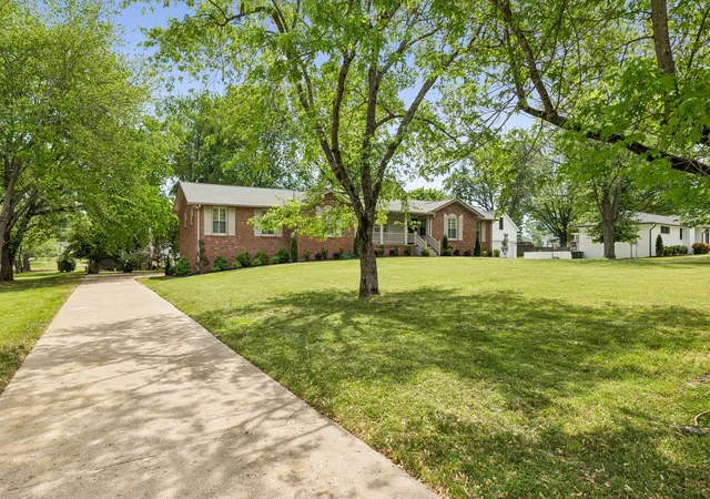 4th image of 281 Lake Terrace Dr, Hendersonville, TN 37075 | MLS# 3250673