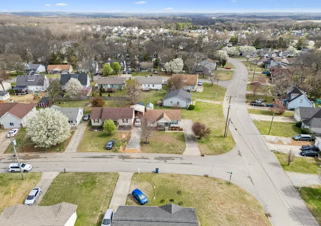 25th image of 402 Jonesboro Ct, La Vergne, TN 37086 | MLS# 3147732