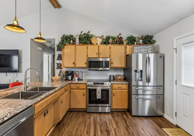 3rd image of 402 Jonesboro Ct, La Vergne, TN 37086 | MLS# 3147732