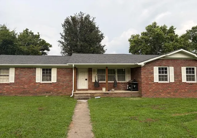Homes for sale in Fayetteville, TN | 125 Morton Dr, Fayetteville, TN 37334 | MLS# 3147399