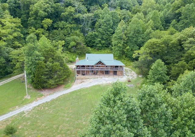 Homes for sale in Pleasant Shade, TN | 59 Russell Ln, Pleasant Shade, TN 37145 | MLS# 3147462