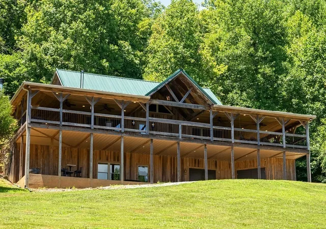 Homes for sale in Pleasant Shade, TN | 59 Russell Ln, Pleasant Shade, TN 37145 | MLS# 3147462
