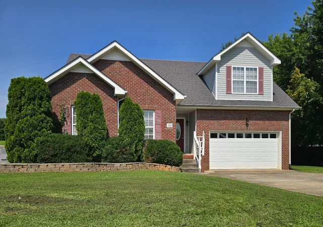 Photo 2 of Single family home for sale at 3700 Wheatfield Ln, Clarksville, TN 37040 | MLS# 3149051 | Listing updated on 2026-10-08