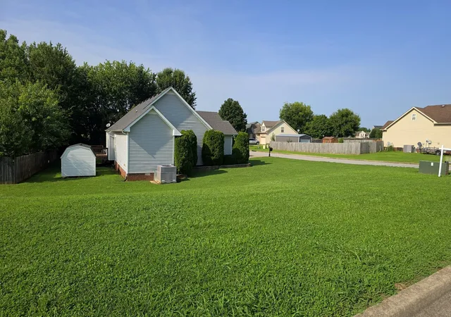 Photo 3 of Single family home for sale at 3700 Wheatfield Ln, Clarksville, TN 37040 | MLS# 3149051 | Listing updated on 2026-10-08
