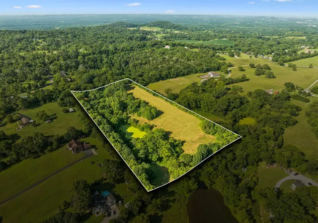1st image of 0 Newt Hood Rd, Columbia, TN 38401 | MLS# 3221691