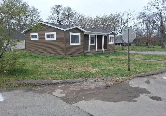 2nd image of 510 Watson St, Lebanon, TN 37087 | MLS# 3147572