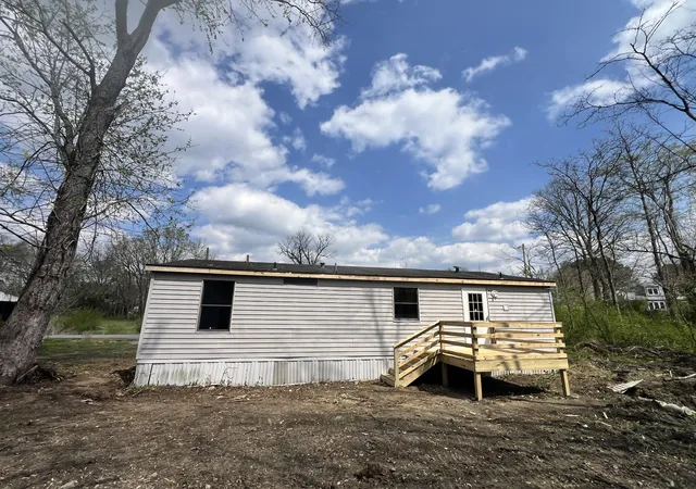 Homes for sale in Bell Buckle, TN | 104 Hinkle Hill St E, Bell Buckle, TN 37020 | MLS# 3159721