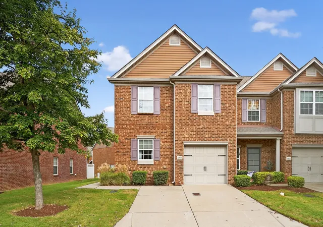 Photo 1 of Townhouse for sale at 1309 Crown Point Pl, Nashville, TN 37211 | MLS# 3147773 | Listing updated on 2026-08-25