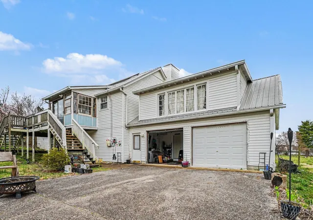 2nd image of 210 Village Green Rd, Gallatin, TN 37066 | MLS# 3147867
