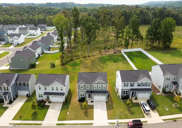 3rd image of 1744 Quail Run Way, Spring Hill, TN 37174 | MLS# 3147857