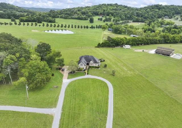 Homes for sale in Wartrace, TN | 120 Wartrace Creek Rd, Wartrace, TN 37183 | MLS# 3147940